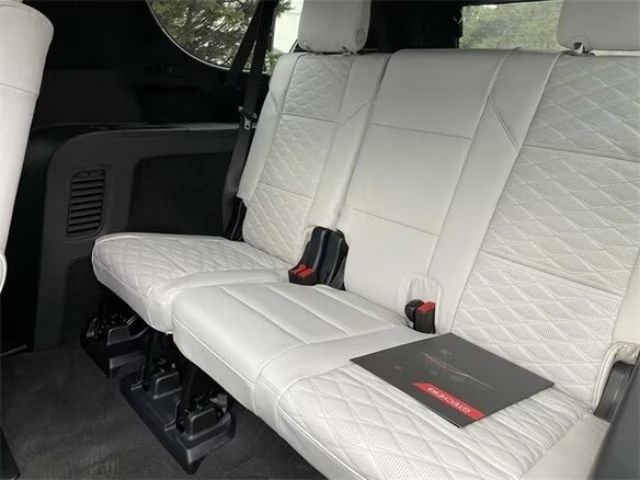 2026 Cadillac Escalade ESV V Рестайлинг, белый, 23412956 рублей - вид 19