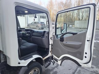 2014 Nissan Cabstar, белый, 1850000 рублей, вид 4