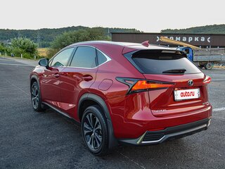 2019 Lexus NX 200 I Рестайлинг, красный, 3500000 рублей, вид 4
