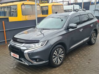 2019 Mitsubishi Outlander III Рестайлинг 3, серый, 2700000 рублей, вид 3