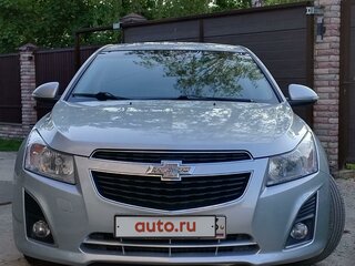 2014 Chevrolet Cruze I Рестайлинг, серебристый, 1150000 рублей, вид 3