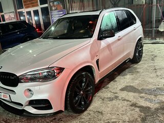 2015 BMW X5 M50d III (F15), белый, 5100000 рублей, вид 1