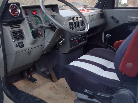 1994 Iveco Daily, белый, 1100000 рублей - вид 4