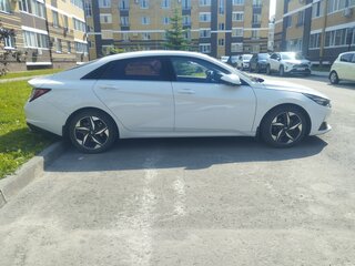 2021 Hyundai Elantra VII (CN7), белый, 1790000 рублей, вид 4