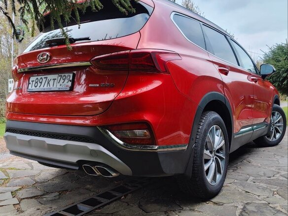 2018 Hyundai Santa Fe IV, оранжевый, 4300000 рублей - вид 11