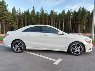 2015 Mercedes-Benz CLA 200 I (C117, X117), белый, 1900000 рублей, вид 4