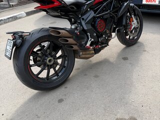 2021 MV Agusta Dragster 800, красный, 1100000 рублей, вид 3