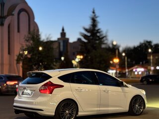 2012 Ford Focus III, белый, 930000 рублей, вид 2