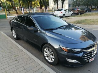 2019 Chevrolet Malibu IX Рестайлинг, серый, 1385372 рублей, вид 3