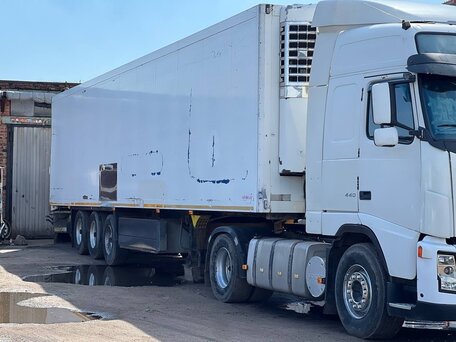 2007 Volvo FH, белый, 4000000 рублей, вид 4