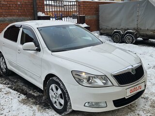 2011 Skoda Octavia II (A5) Рестайлинг, белый, 1050000 рублей, вид 3