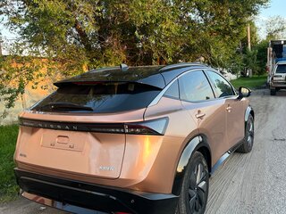 2022 Nissan Ariya I, коричневый, 2850000 рублей, вид 2