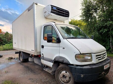 2004 Renault Mascott, белый, 1300000 рублей, вид 4
