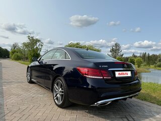2015 Mercedes-Benz E-Класс 200 IV (W212, S212, C207) Рестайлинг, синий, 9900000 рублей, вид 2