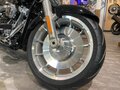 2024 Harley-Davidson Fat Boy, чёрный - вид 3