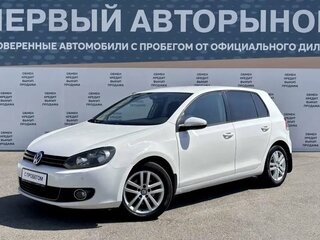 2011 Volkswagen Golf VI, белый, 699000 рублей, вид 1