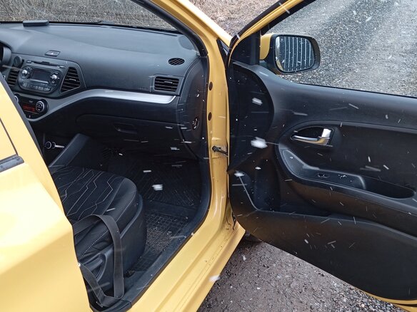 2011 Kia Picanto II, жёлтый, 930000 рублей - вид 10