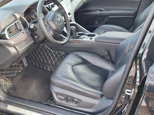 2020 Toyota Camry VIII (XV70), чёрный - вид 13