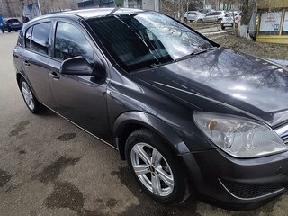 2011 Opel Astra H Рестайлинг, серый, 549000 рублей, вид 1