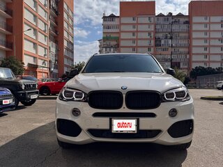 2018 BMW X5 35d III (F15), белый, 4450000 рублей, вид 3