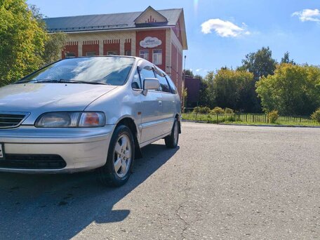 1999 Honda Odyssey I, серый, 390000 рублей, вид 1