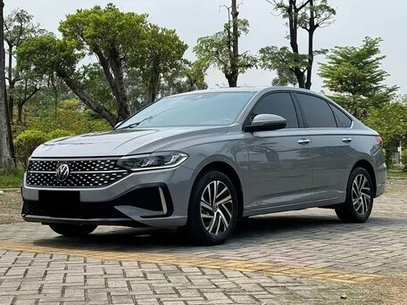 2023 Volkswagen Lavida III Рестайлинг, серый, 1660002 рублей, вид 3