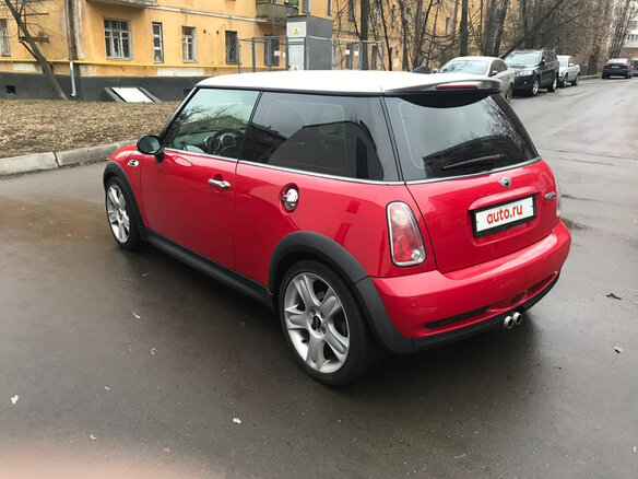 2005 Mini Hatch Cooper S I (R50), красный - вид 4