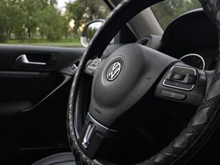 2014 Volkswagen Tiguan I Рестайлинг, белый, 1400000 рублей, вид 5