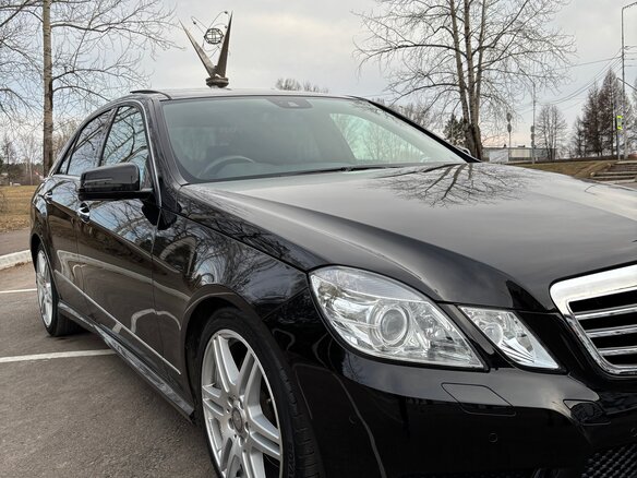 2010 Mercedes-Benz E-Класс 250 5G-Tronic IV (W212, S212, C207), чёрный, 1800000 рублей - вид 5