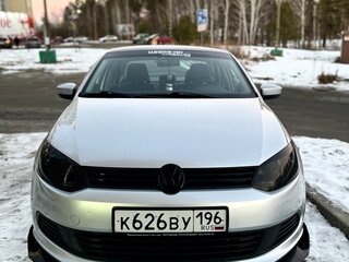 2013 Volkswagen Polo V, серый, 800000 рублей, вид 3