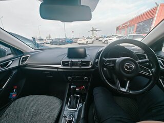 2016 Mazda Axela III Рестайлинг, серебристый, 950000 рублей, вид 4