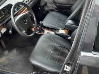 1991 Mercedes-Benz W124 250, серый, 585000 рублей, вид 3