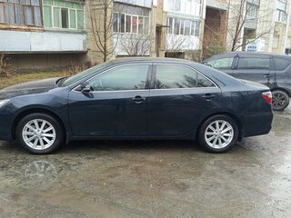 2016 Toyota Camry VII (XV50) Рестайлинг, серый, 2900000 рублей, вид 4