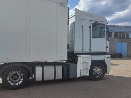 2011 Renault Magnum, белый, 3950000 рублей, вид 4