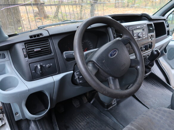 2010 Ford Transit, белый, 1100000 рублей - вид 32