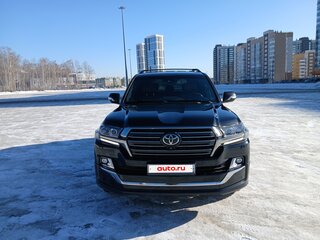 2016 Toyota Land Cruiser 200 Series Рестайлинг 2, чёрный, 5600000 рублей, вид 3