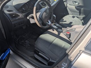 2011 Renault Fluence I, бежевый, 550000 рублей, вид 5