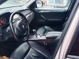 2010 BMW X5 35i II (E70) Рестайлинг, бежевый, 1500000 рублей, вид 3