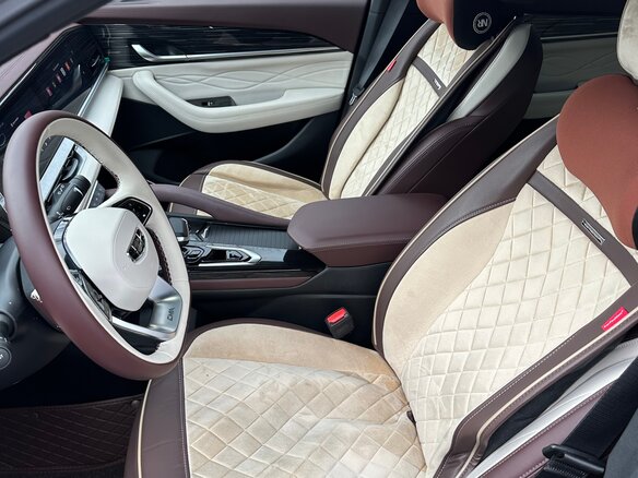 2023 Geely Monjaro I, серый, 3500000 рублей - вид 5