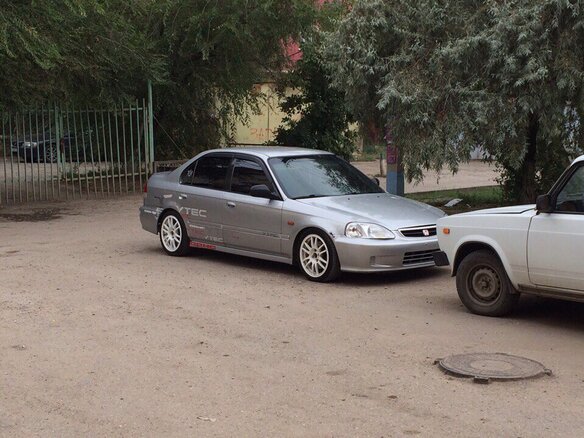 1999 Honda Civic VI, серебристый