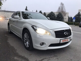 2010 Infiniti M25 IV, белый, 1430000 рублей, вид 3