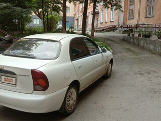 2009 Chevrolet Lanos I, белый, 300000 рублей, вид 2