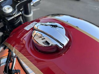2026 Royal Enfield Interceptor, пурпурный, 708000 рублей, вид 5