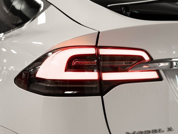 2016 Tesla Model X P90D I, белый, 7500000 рублей - вид 30