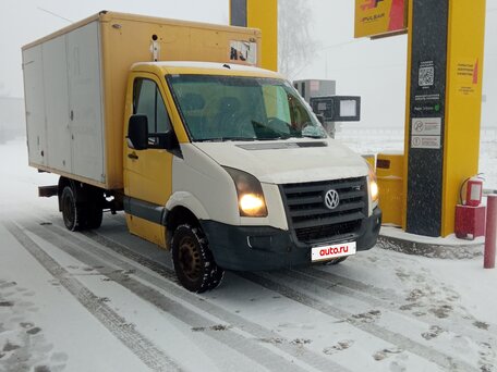 2013 Volkswagen Crafter, жёлтый, 990000 рублей, вид 3