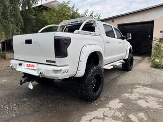 2012 Toyota Tundra CrewMax II, белый, 7500000 рублей, вид 5