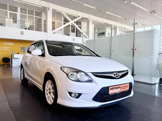 2011 Hyundai i30 II, белый, 759000 рублей, вид 3