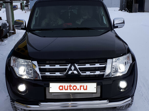 2012 Mitsubishi Pajero IV Рестайлинг 1, чёрный, 5500000 рублей - вид 3