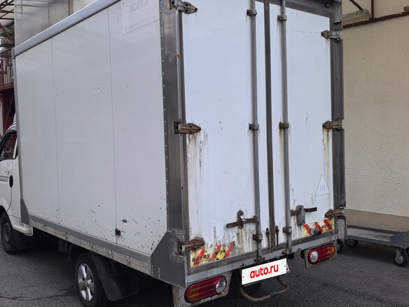 2013 Hyundai Porter II, белый, 800000 рублей - вид 2