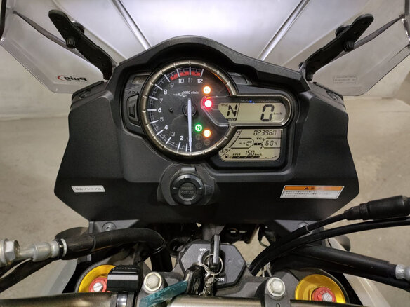 2014 Suzuki V-Strom 1000, пурпурный, 750000 рублей - вид 4